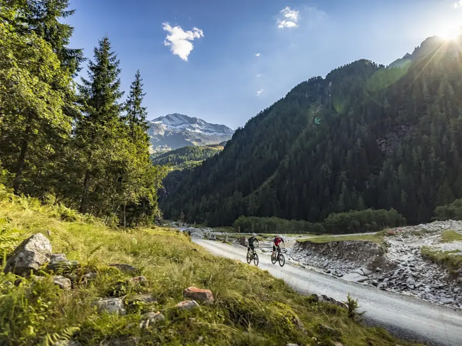 Media mountainbiken 2 1920x0